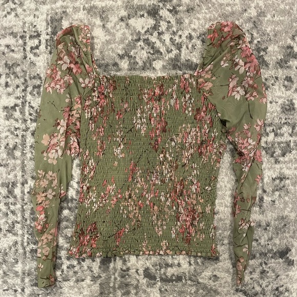 Anthropologie Ruched Top - Picture 7 of 7